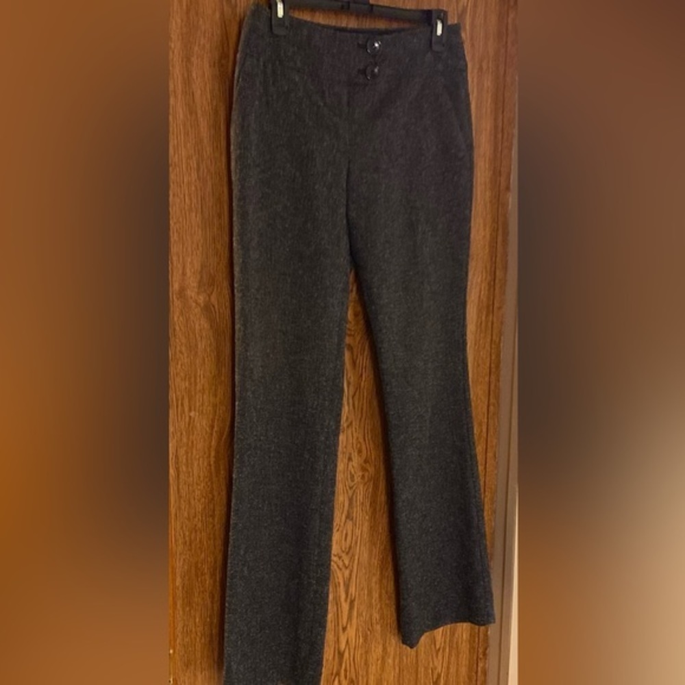 The limited collection. Cassidy fit. ‎ Size 4